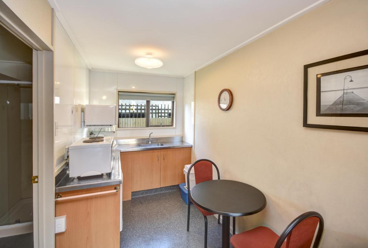 Garden Motel Dunedin Buitenkant foto
