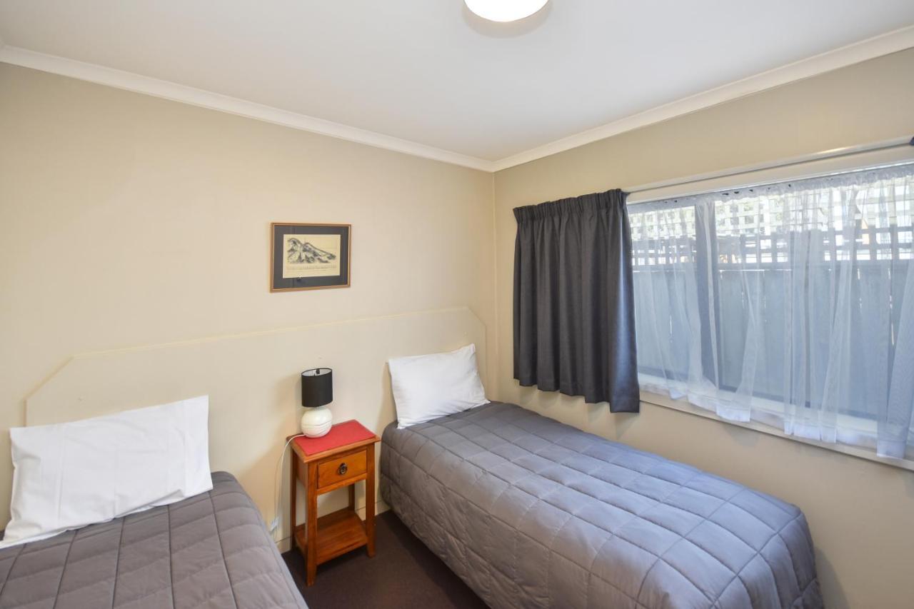 Garden Motel Dunedin Buitenkant foto